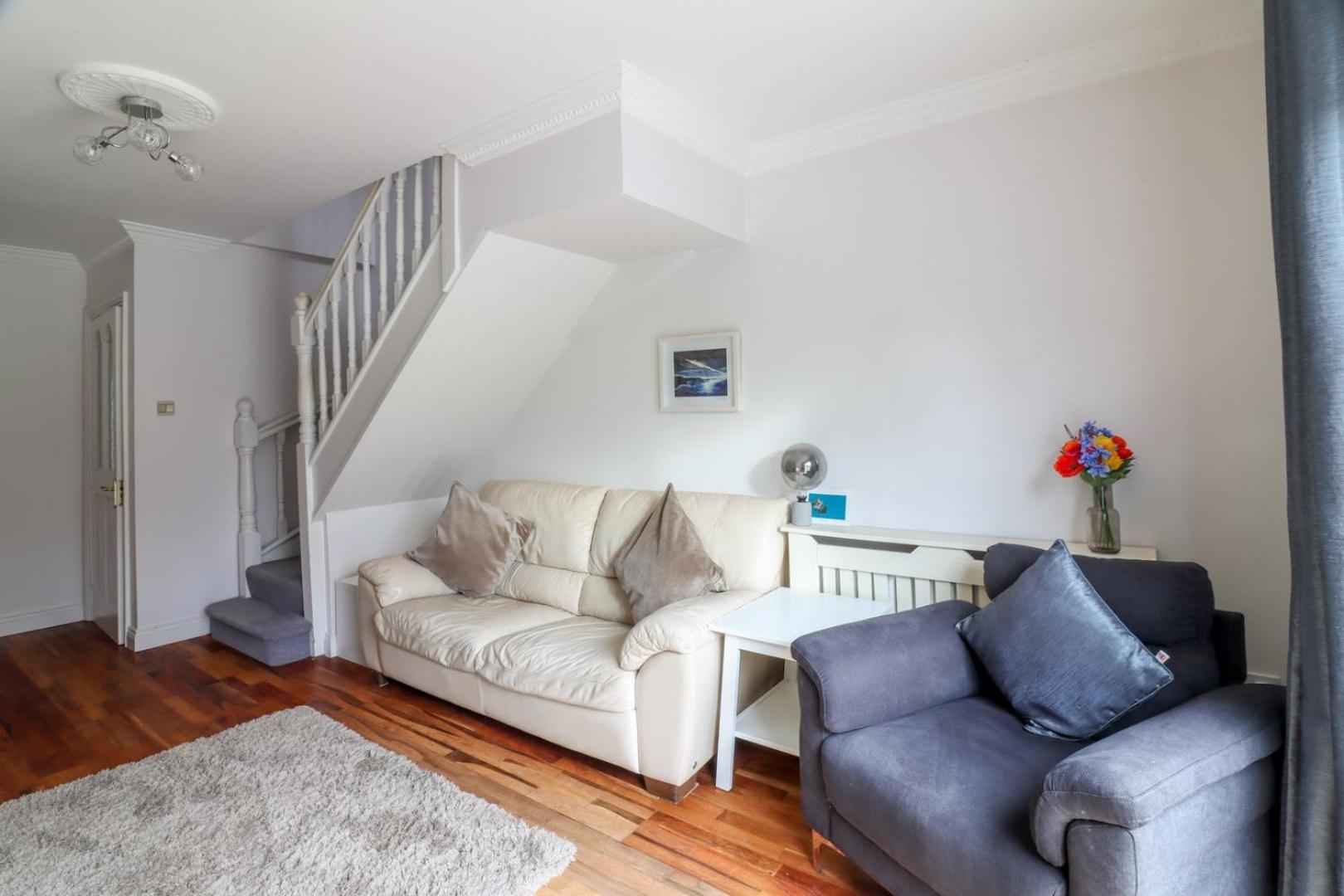 Pensión Guestready - Coastal Charm Near Sandymount
